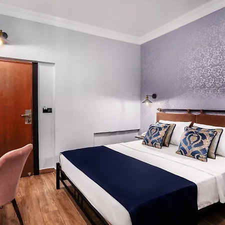 M.c.a Marquis Hotel