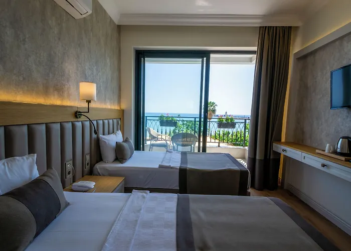 M.c.a Marquis Hotell