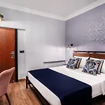 M.c.a Marquis Hotel