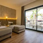 Hotel M.c.a Marquis