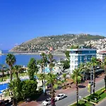 M.c.a Marquis 3*