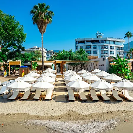Otel M.c.a Marquis Alanya