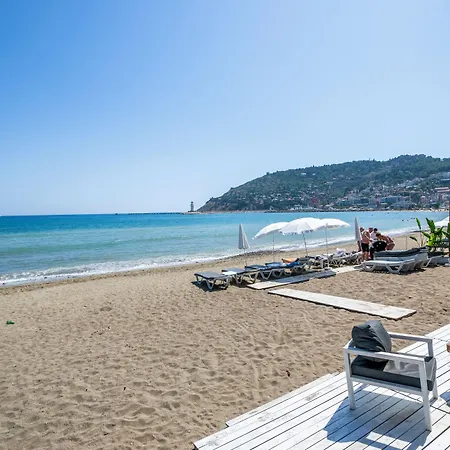 M.c.a Marquis 3* Алания