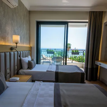 M.c.a Marquis Отель